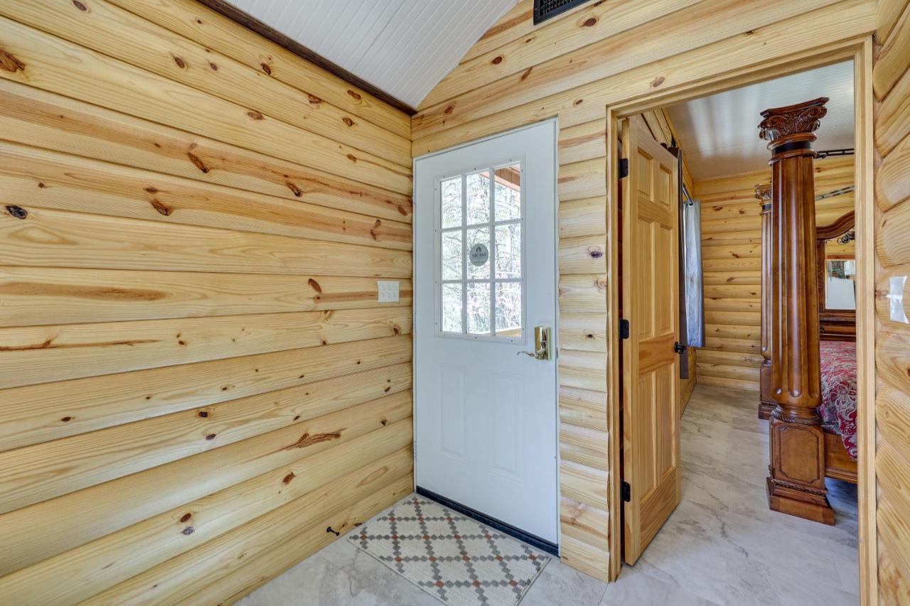 Cliffside Eureka Springs Cabin With Beaver Lake View מראה חיצוני תמונה