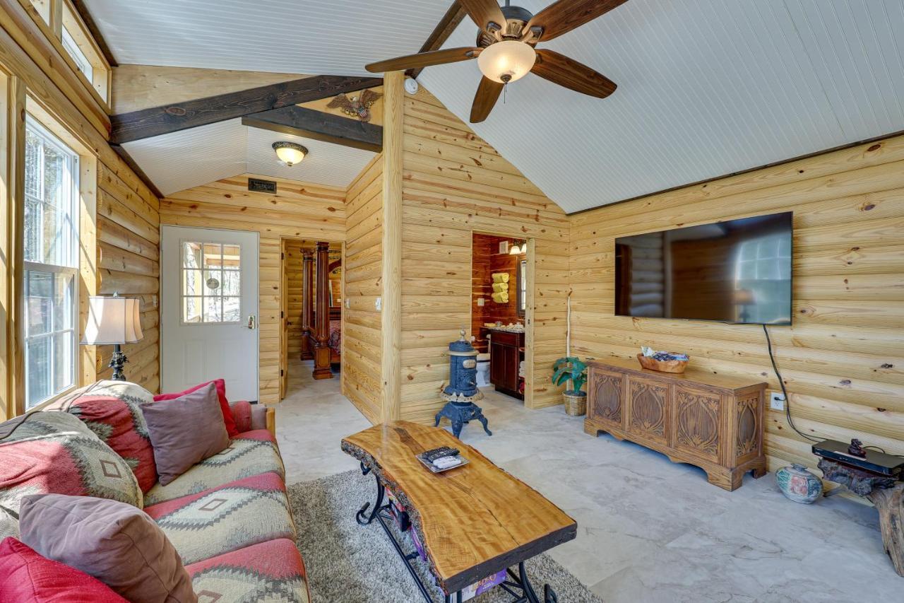 Cliffside Eureka Springs Cabin With Beaver Lake View מראה חיצוני תמונה