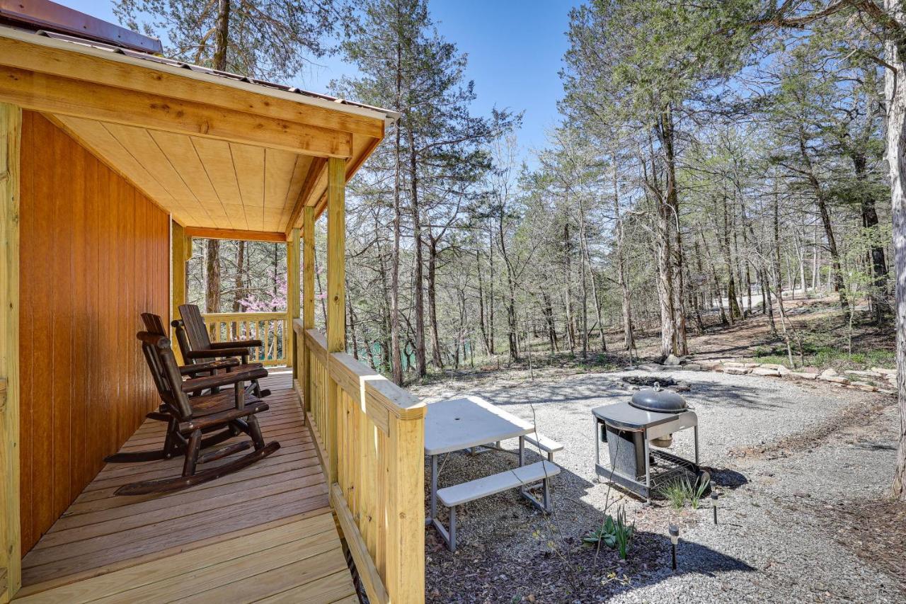 Cliffside Eureka Springs Cabin With Beaver Lake View מראה חיצוני תמונה